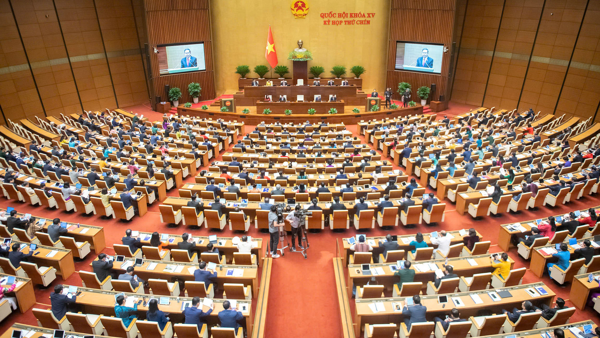 Quang cảnh Kỳ họp thứ 9, Quốc hội khóa XV