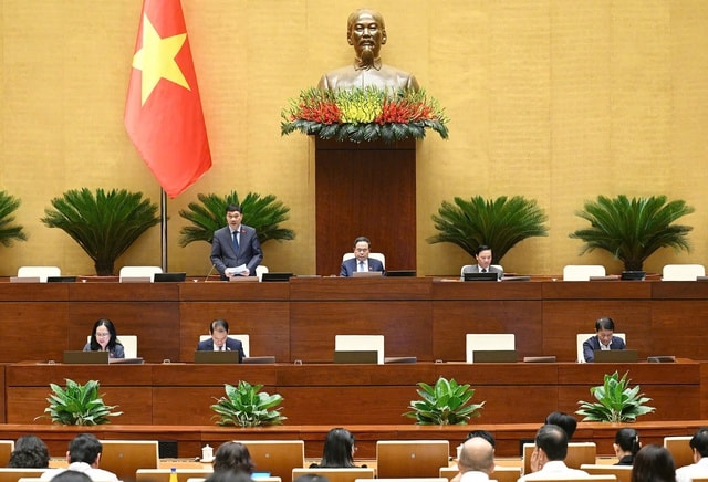 Sửa đổi Bộ luật hình sự: Đề xuất nâng mức hình phạt tù, hình phạt tiền đối với một số tội danh- Ảnh 3. Sửa đổi Bộ luật hình sự: Đề xuất nâng mức hình phạt tù, hình phạt tiền đối với một số tội danh- Ảnh 3.