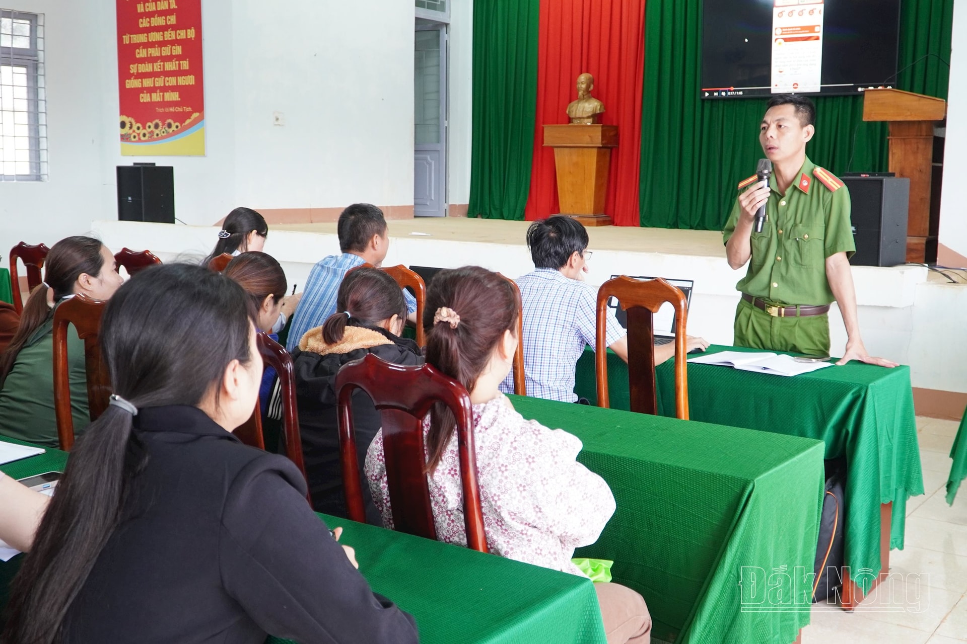 Công an xã Đắk H