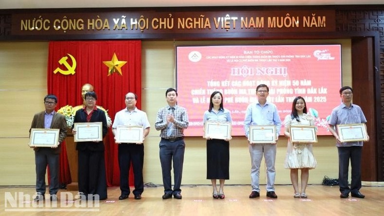 Đắk Lắk truy tặng danh hiệu vinh dự Nhà nước “Bà mẹ Việt Nam anh hùng” và trao tặng các hình thức khen thưởng của Chủ tịch nước ảnh 6