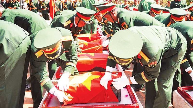 Thiêng liêng hành trình đưa các liệt sĩ về đất Mẹ ảnh 2