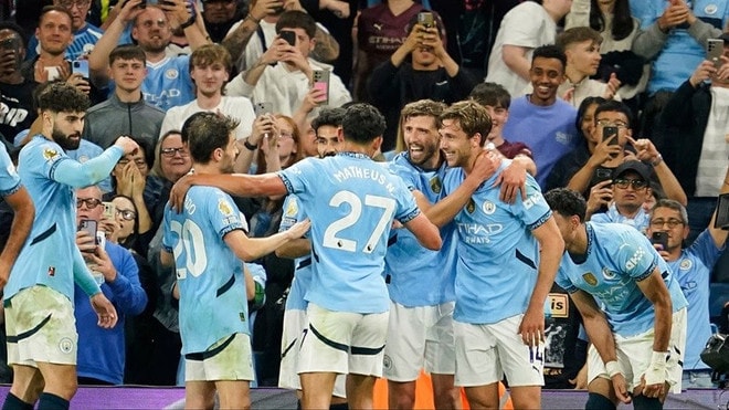 Man City nắm ưu thế nhưng vẫn có nguy cơ bay khỏi top 5 Premier League. (Nguồn: Getty Images) man-city-2505.jpg