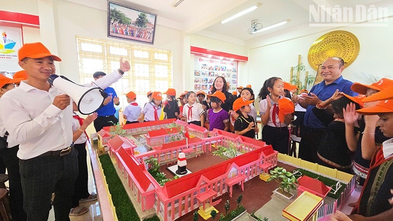 Khẳng định vị thế tiên phong giáo dục tiểu học tỉnh Kon Tum ảnh 6