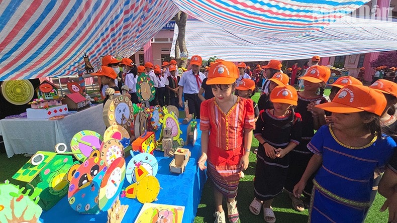 Khẳng định vị thế tiên phong giáo dục tiểu học tỉnh Kon Tum ảnh 3