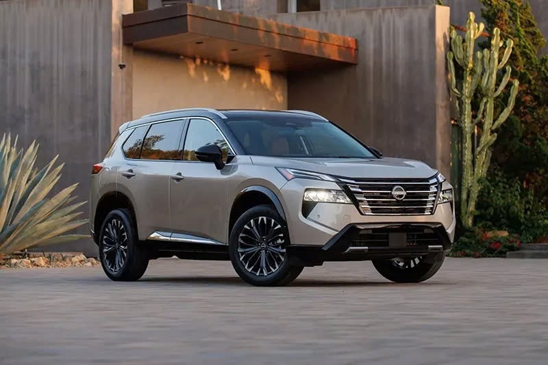 Nissan X-Trail 2025 với thiết kế thể thao sang trọng. Ảnh: S.T z6641246378334-bd231ef6b305420150d613eaaa7ff824.jpg