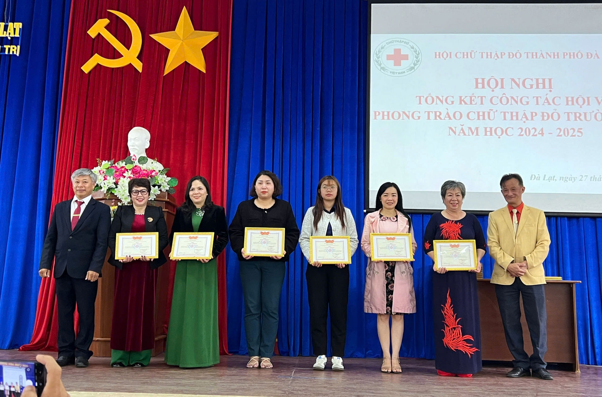 Hội Chữ thập đỏ TP Đà Lạt khen thưởng các điển hình xuất sắc 