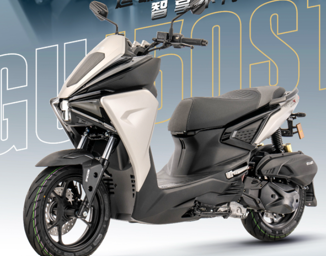 Gusite GU-150ST trang bị động cơ 150cc, mạnh hơn cả SH Mode và Air Blade. Ảnh: S.T xega2.png