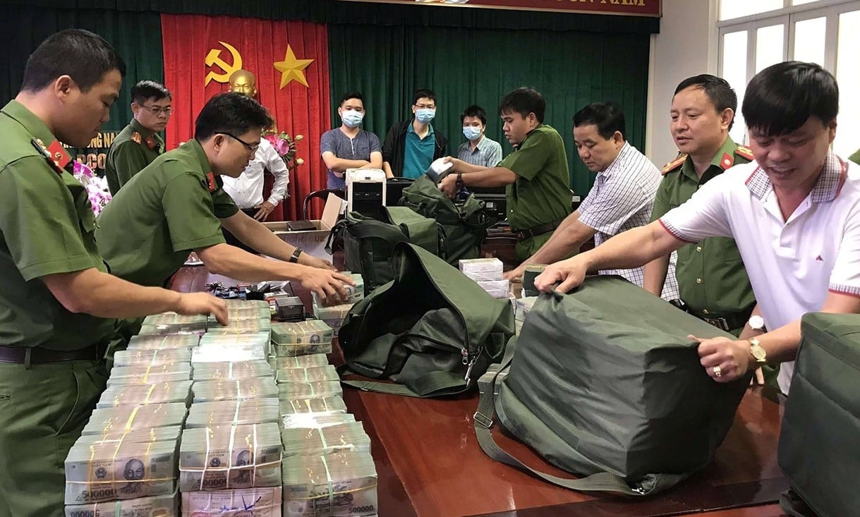 Trình tự thu hồi tài sản do tham nhũng tiêu cực