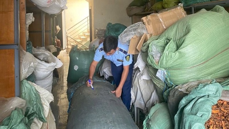 Đắk Lắk: Phát hiện hàng nghìn sản phẩm mỹ phẩm, dược liệu không rõ nguồn gốc xuất xứ ảnh 2