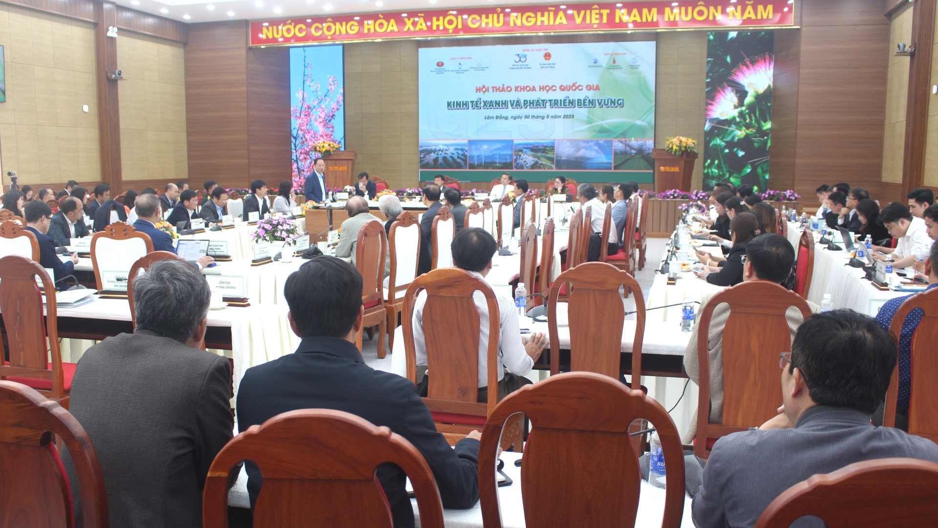 Quang cảnh Hội thảo