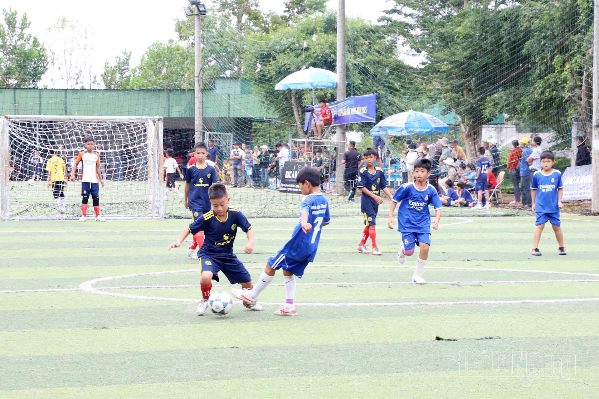 Mặc dù có nhiều nỗ lực nhưng U11 Đắk Glong vẫn chưa thể ghi bàn
