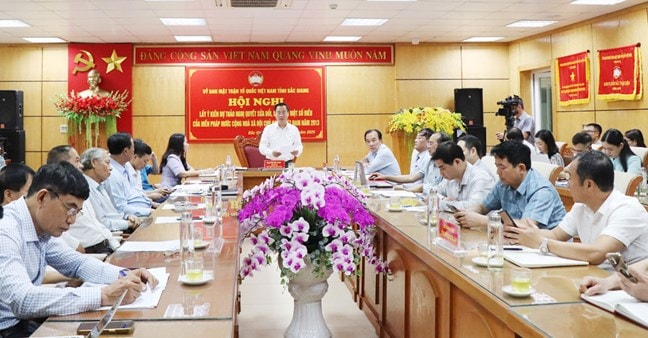 7 đề xuất, kiến nghị đối với dự thảo Nghị quyết sửa đổi, bổ sung Hiến pháp 2013- Ảnh 8. 7 đề xuất, kiến nghị đối với dự thảo Nghị quyết sửa đổi, bổ sung Hiến pháp 2013- Ảnh 8.