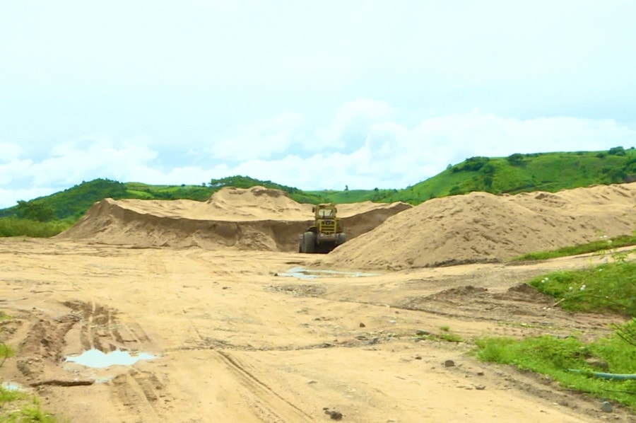 hien-ubnd-tinh-da-chi-dao-cac-so-nganh-lien-quan-khao-sat-danh-gia-tru-luong-cac-mo-vat-lieu-tren-dia-ban-de-phuc-vu-xay-dung-cao-toc.jpg