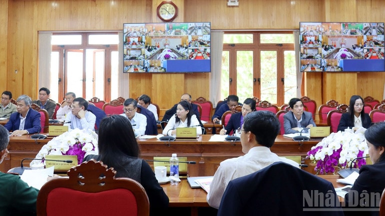 Hội nghị được tổ chức trực tuyến toàn tỉnh. ndo_br_2.jpg
