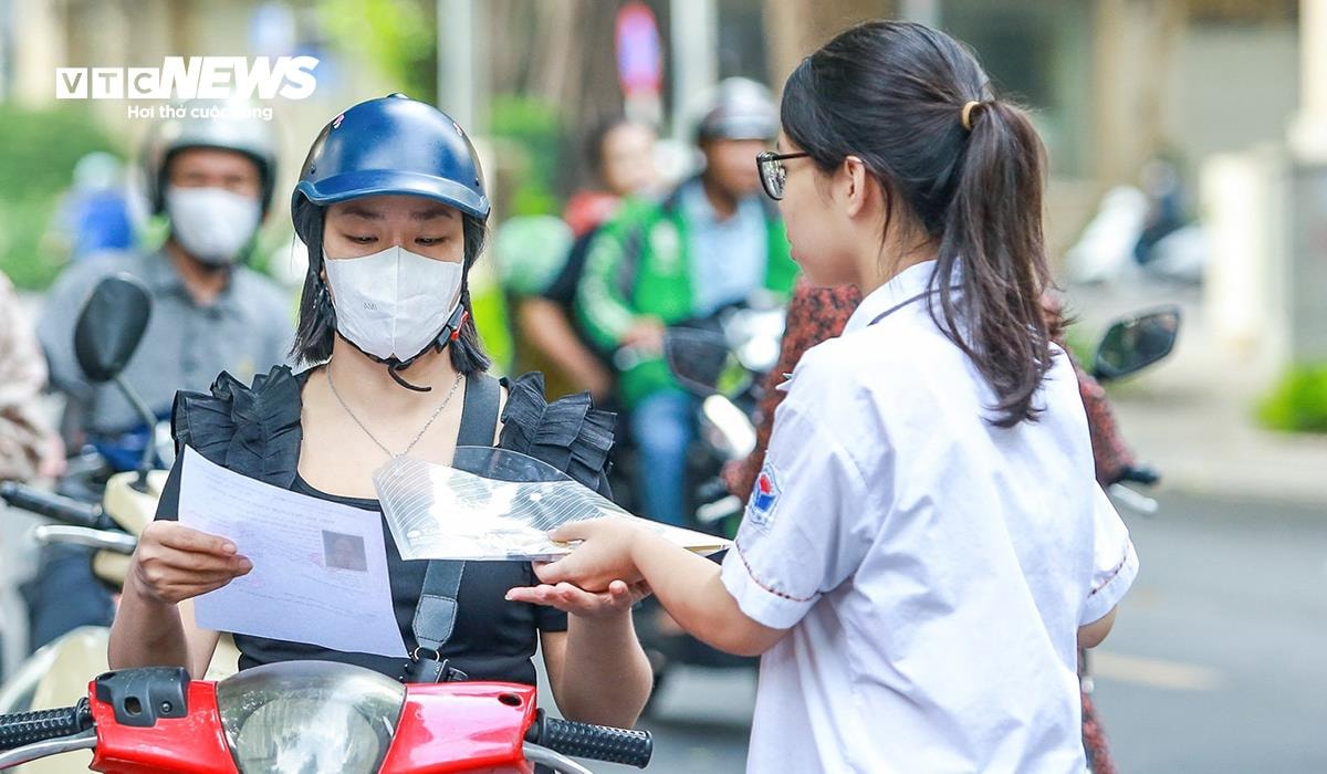 Kỳ thi tuyển sinh vào lớp 10 THPT công lập ở Hà Nội năm nay phổ biến không mưa, có ngày nắng nóng. (Ảnh minh hoạ: Đắc Huy)