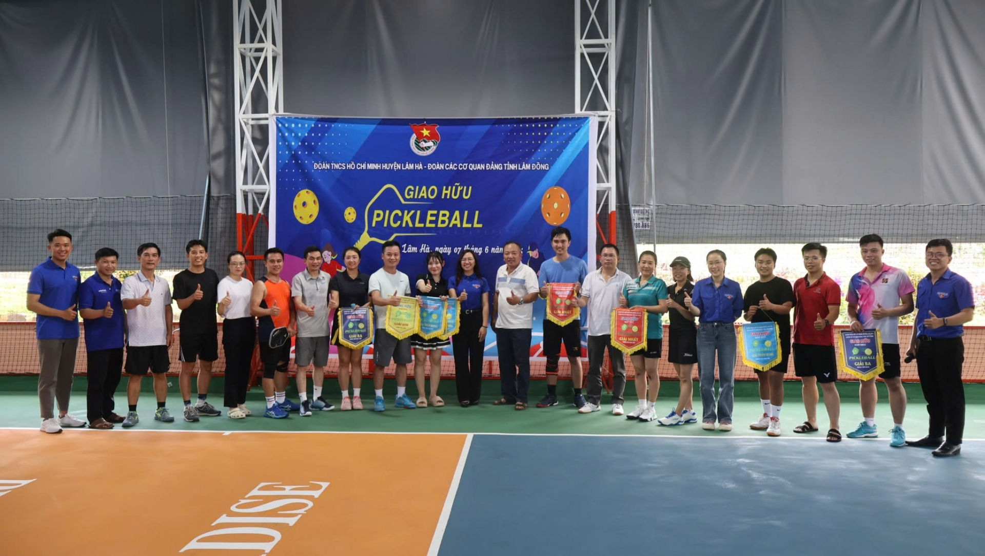 iải giao hữu Pickleball giữa đoàn viên, thanh niên huyện Lâm Hà với cán bộ, đoàn viên Đoàn Các cơ quan Đảng tỉnh Lâm Đồng