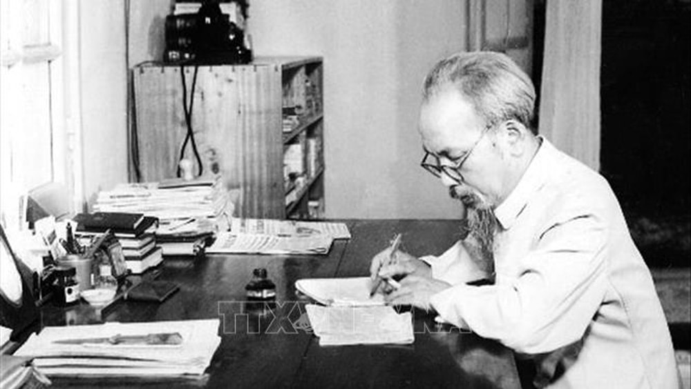 t7_01_hstl_chu-tich-ho-chi-minh-210622-3_20240619210334.jpg