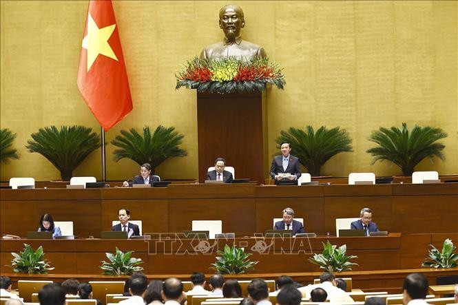 Phó Chủ tịch Quốc hội Nguyễn Khắc Định phát biểu tại phiên họp ngày 11/6/2025