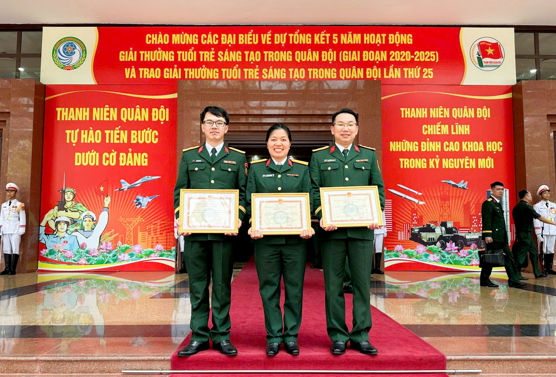 Các tác giải đoạt giải tại Giải thưởng Tuổi trẻ Sáng tạo trong Quân đội lần thứ 25