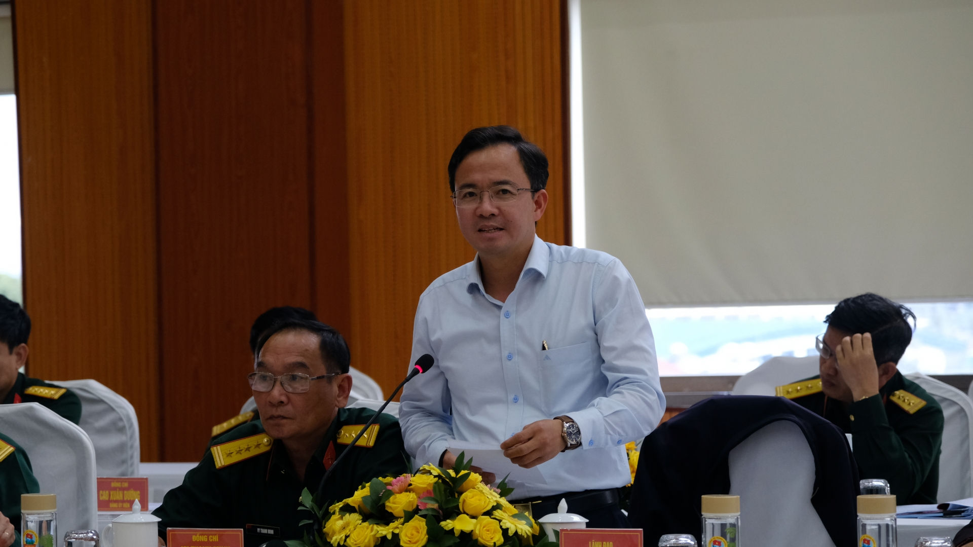 Đồng chí Nguyễn Văn Lộc – Phó Trưởng Ban Thường trực Ban Tổ chức Tỉnh uỷ giải đáp một số vấn đề các địa phương đặt ra