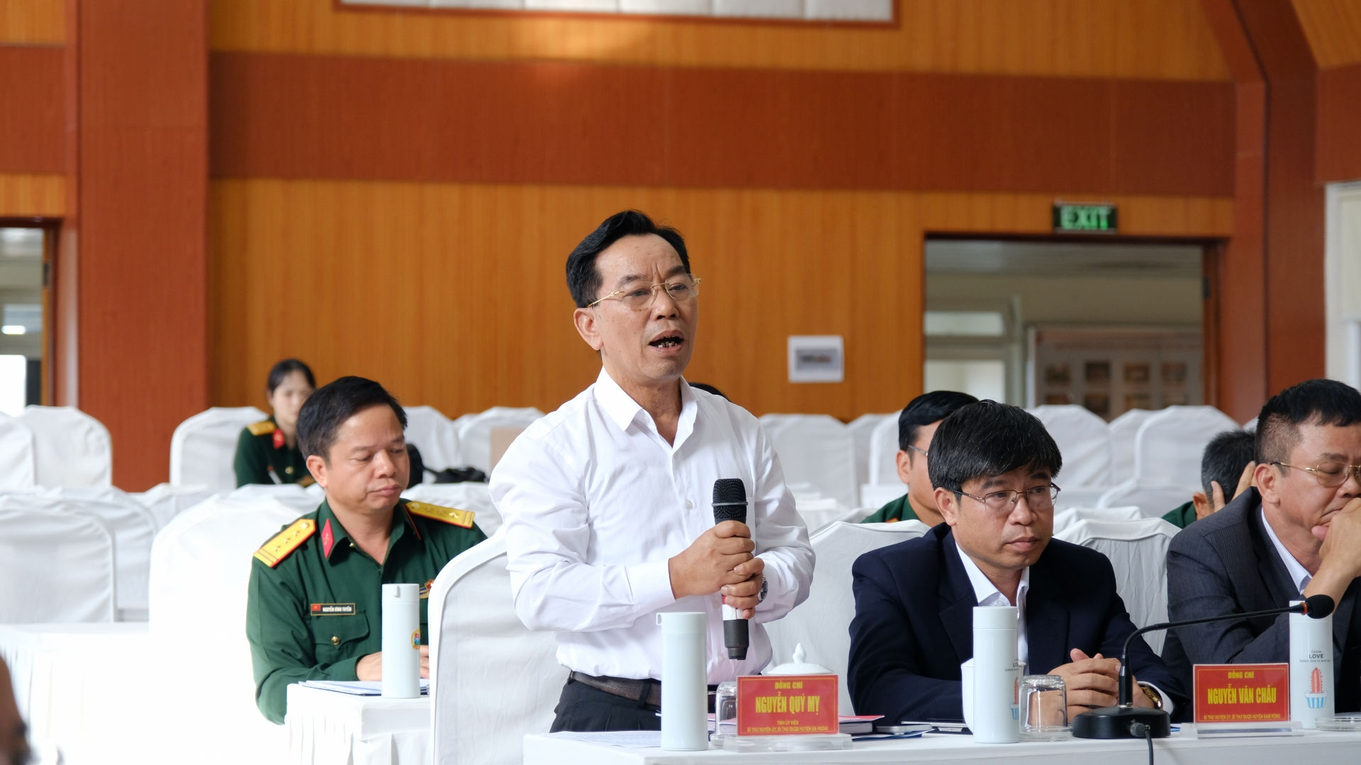 Đồng chí Nguyễn Quý Mỵ - Bí thư Huyện uỷ Đạ Huoai phát biểu