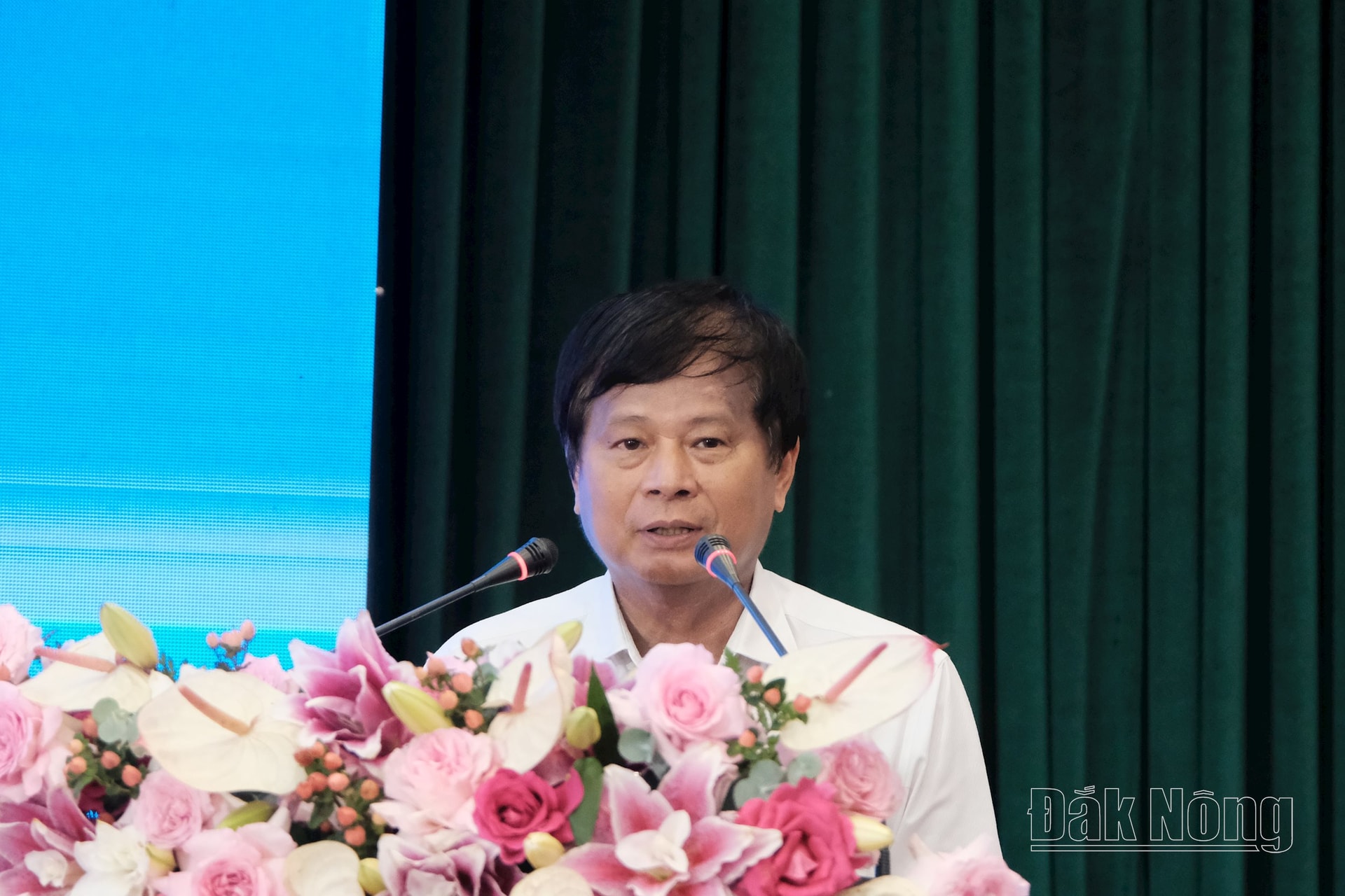 Đồng chí Trần Trọng Dũng, Phó Chủ tịch Hội Nhà báo Việt Nam phát biểu tại buổi tọa đàm