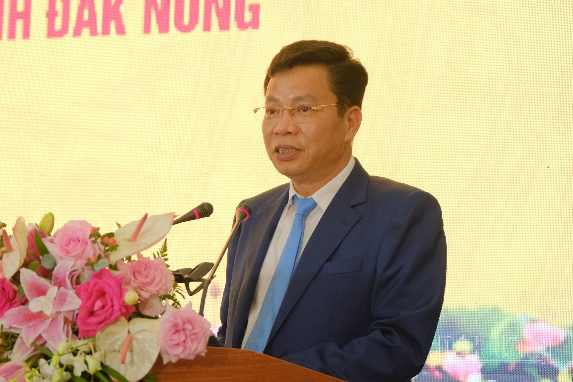 Đồng chí Lưu Văn Trung, Phó Bí thư Thường trực Tỉnh ủy, Chủ tịch HĐND tỉnh, Trưởng Ban Tuyên giáo và Dân vận Tỉnh ủy Đắk Nông đề nghị mỗi người làm báo, mỗi cơ quan báo chí cần là lực lượng nòng cốt, đi đầu, phát huy tối đa vai trò trong bối cảnh sáp nhập, tiếp tục đồng hành cùng sự nghiệp xây dựng và phát triển nền Báo chí Cách mạng Việt Nam trong kỷ nguyên mới