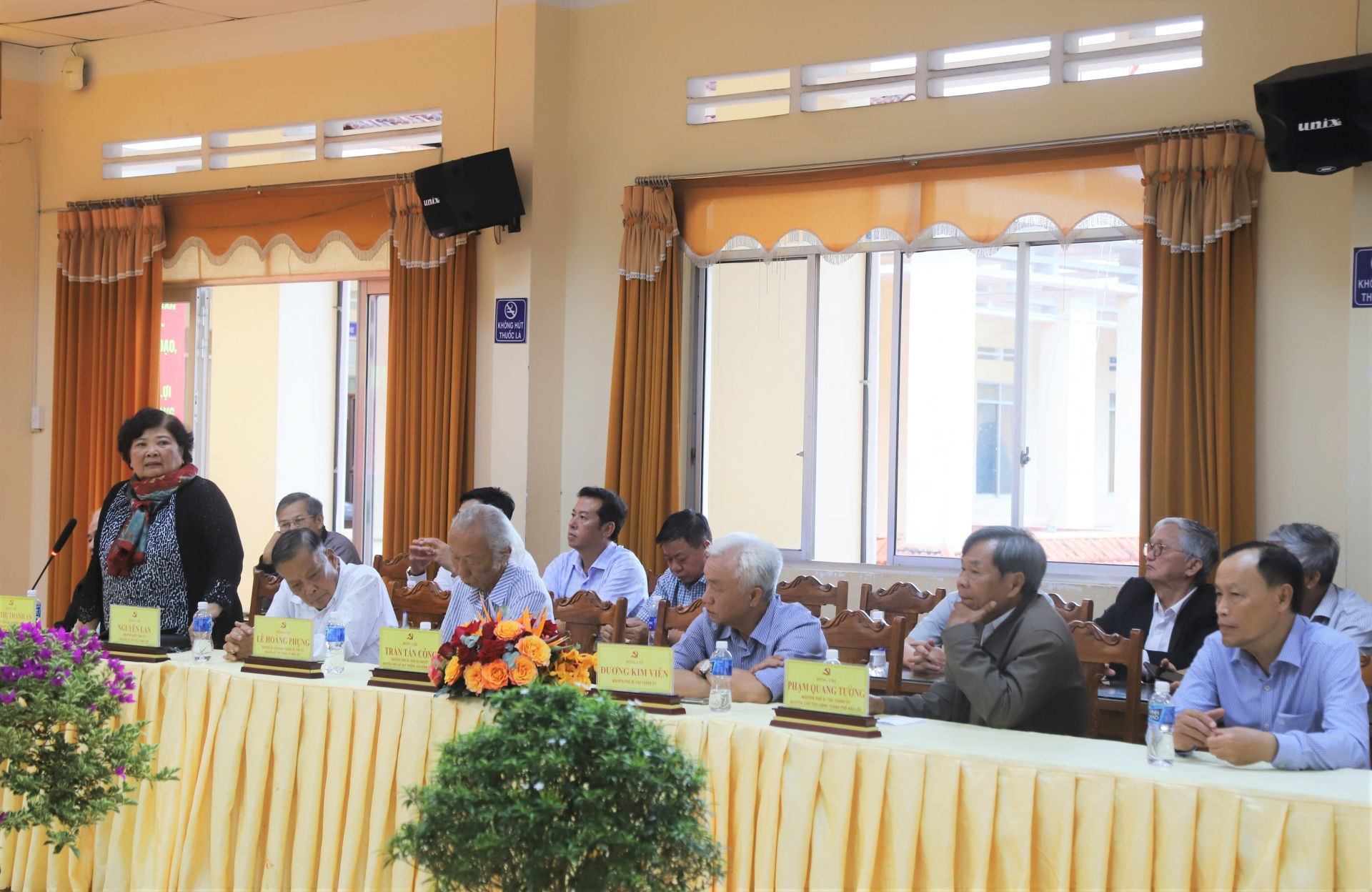Các đồng chí nguyên lãnh đạo tỉnh Lâm Đồng và TP Bảo Lộc qua các thời kỳ dự buổi gặp mặt