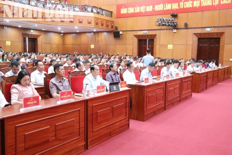Các đại biểu dự hội nghị· img-0498-2295.jpg