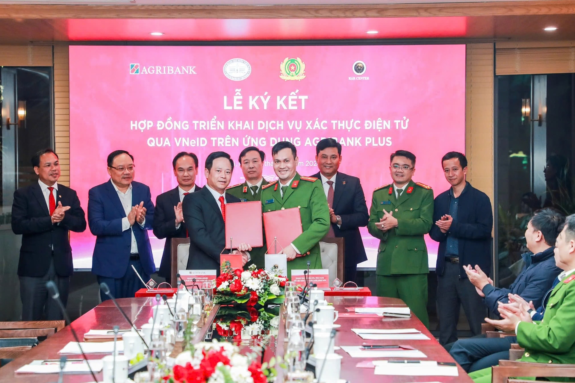 Agribank kết nối truyền thông và tài chính hiện đại vài tài chính tiên tiến
