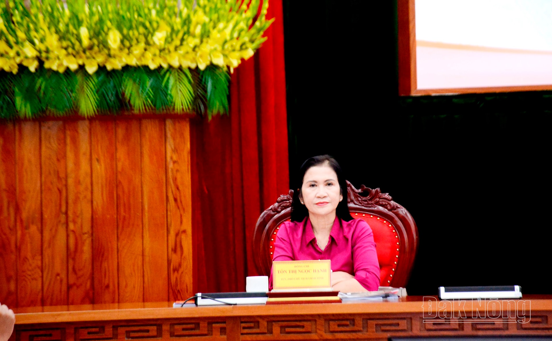 Mrs. Hanh 1