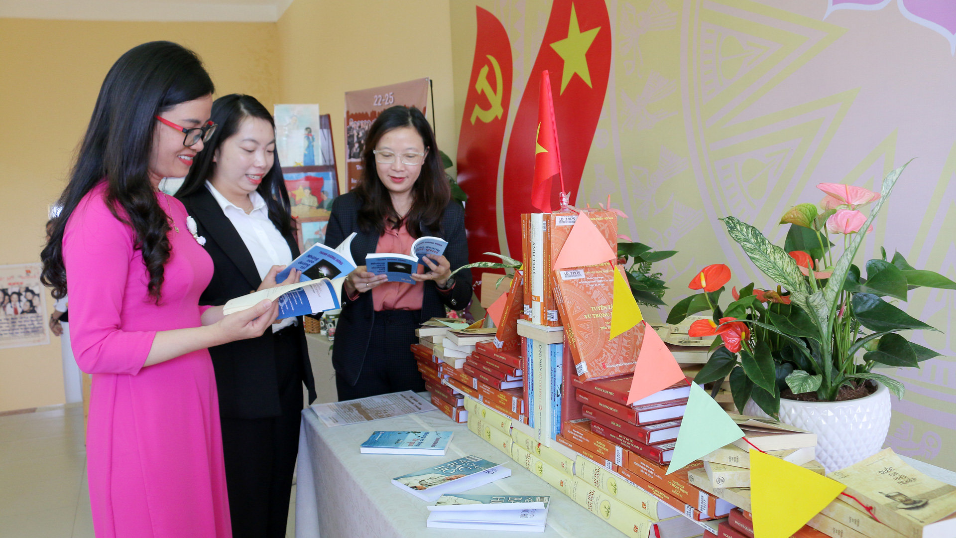 Không gian văn hóa Hồ Chí Minh tại Trường THPT Trần Phú - Đà Lạt