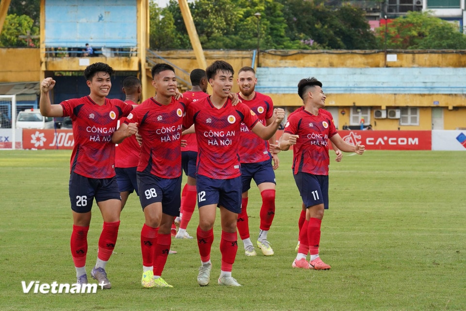Với chiến thắng 2-0 trước Hải Phòng, Công An Hà Nội kết thúc mùa giải với 45 điểm, nhiều hơn Thể Công-Viettel đúng 1 điểm. (Ảnh: Minh Thư/Vietnam+)
