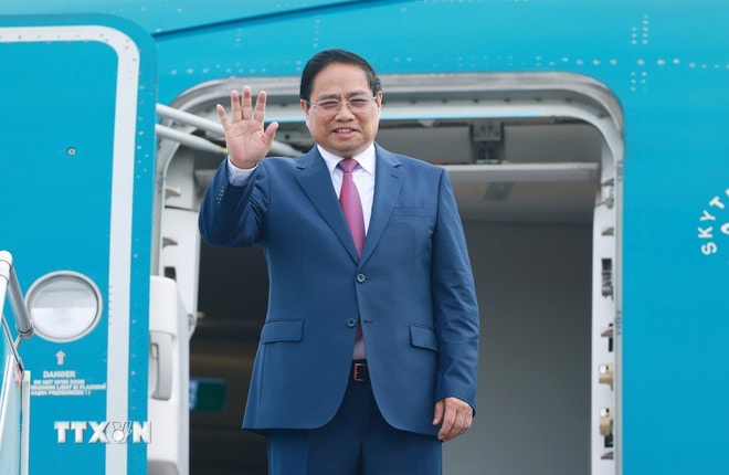 Lễ tiễn Thủ tướng Phạm Minh Chính lên đường tham dự Hội nghị thường niên các nhà tiên phong lần thứ 16 của WEF và làm việc tại Trung Quốc. (Ảnh: Dương Giang/TTXVN) ttxvn-thu-tuong-len-duong-du-hoi-nghi-wef-16-thien-tan-va-lam-viec-tai-trung-quoc-2406-2.jpg