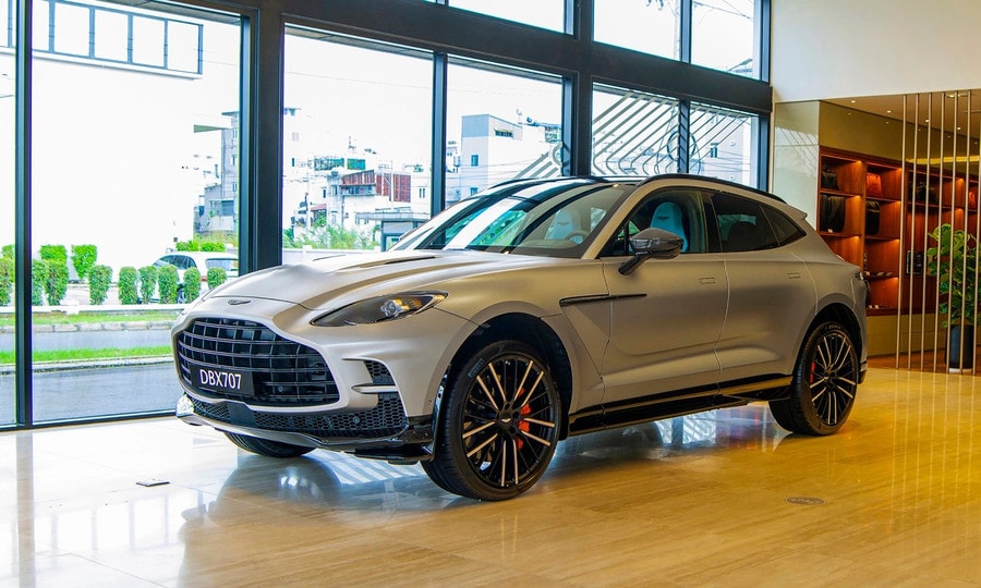 Ngoại hình mạnh mẽ, đậm chất thể thao của Aston Martin DBX 2023. Ảnh: S.T ngoaithatdbx70721667784671jpg-1723599763.jpg