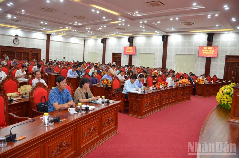 Đại biểu dự Hội nghị Ban Chấp hành mở rộng. ndo_br_dsc-0900.jpg