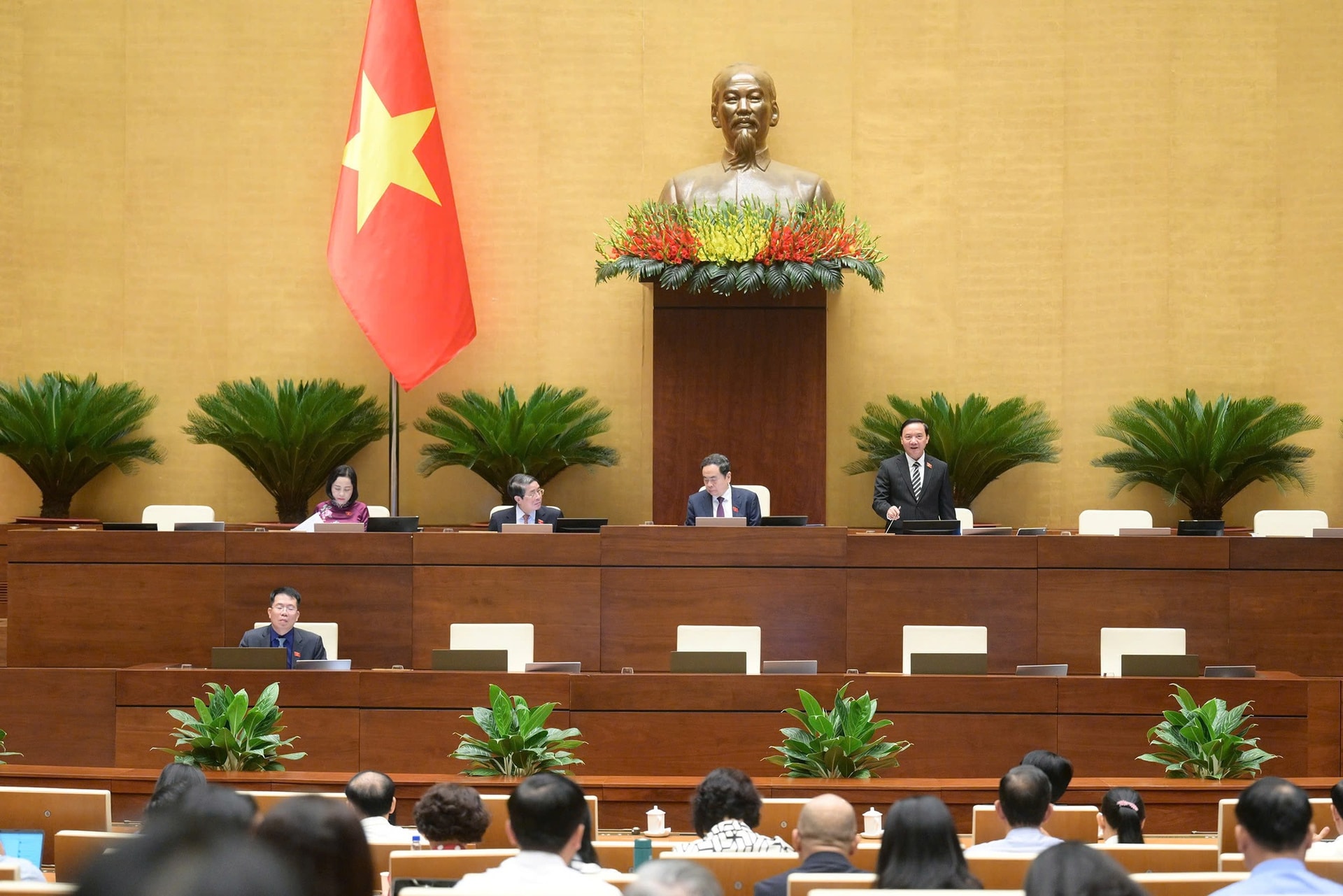 Thông qua Luật sửa đổi, bổ sung một số điều của 5 luật thuộc lĩnh vực tư pháp- Ảnh 1. Thông qua Luật sửa đổi, bổ sung một số điều của 5 luật thuộc lĩnh vực tư pháp- Ảnh 1.