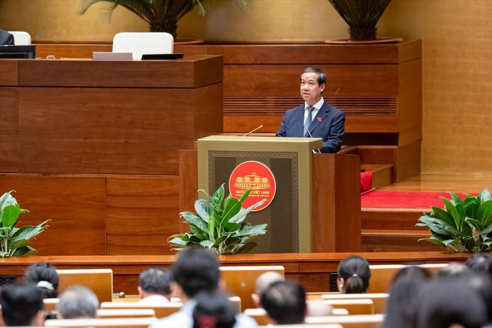 Thông qua Nghị quyết miễn, hỗ trợ học phí đối với trẻ em mầm non, học sinh phổ thông- Ảnh 3. Thông qua Nghị quyết miễn, hỗ trợ học phí đối với trẻ em mầm non, học sinh phổ thông- Ảnh 3.