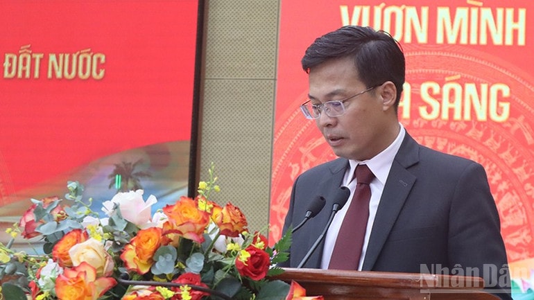 Phó Chủ tịch Ủy ban nhân dân tỉnh Lâm Đồng Đinh Văn Tuấn tại chương trình ndo_br_33.jpg