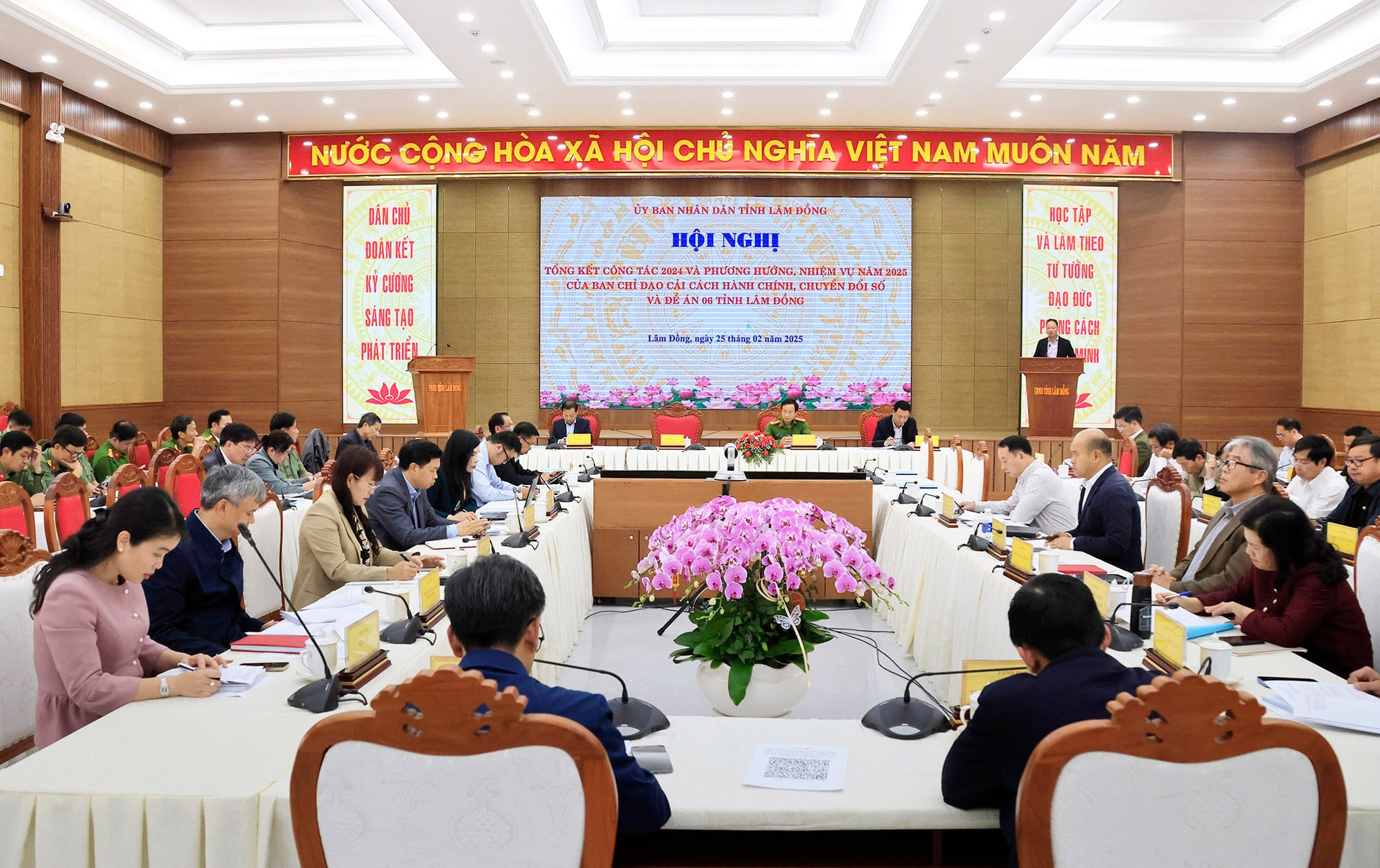 Ban Chỉ đạo Cải cách hành chính, Chuyển đổi số, Đề án 06 tỉnh triển khai nhiệm vụ năm 2025