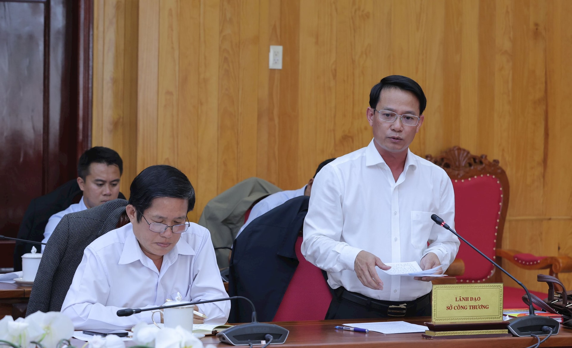 giam-doc-so-con-gthuong.jpg