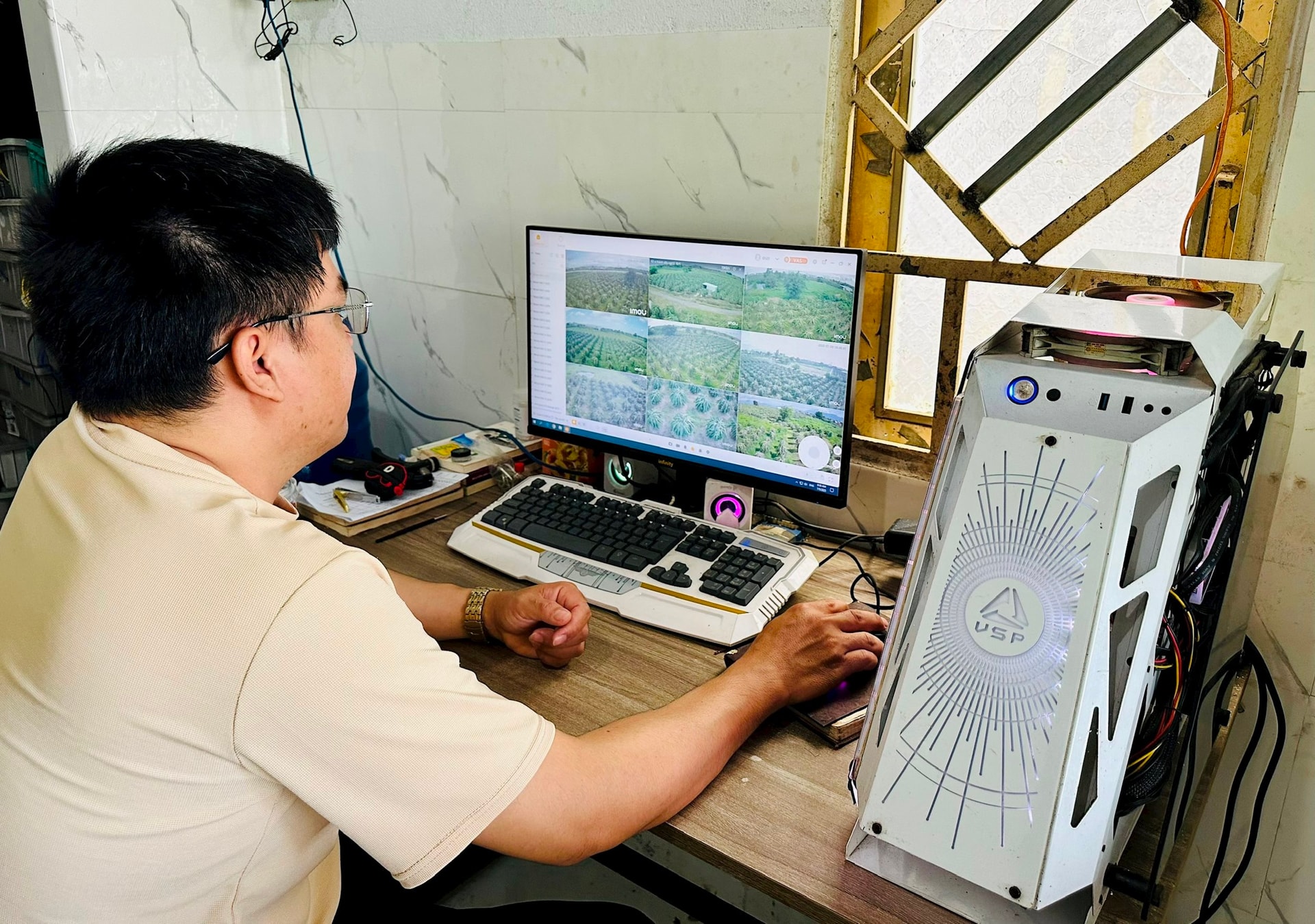 Giám sát camera qua hệ thống quản lý