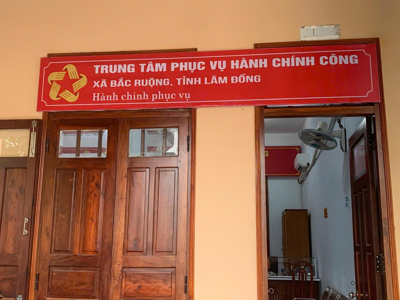Trung tâm phục vụ hành chính công xã Bắc Ruộng