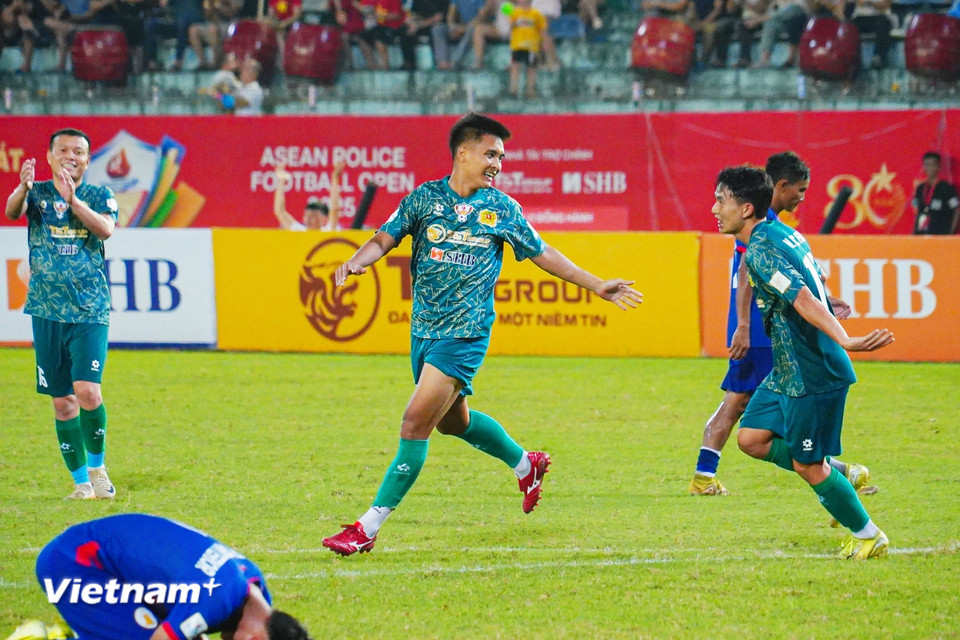 Phút thứ 68, Vũ Mạnh Duy nâng tỷ số lên 3-0 cho đại diện Việt Nam. (Ảnh: Việt Anh/Vietnam+)