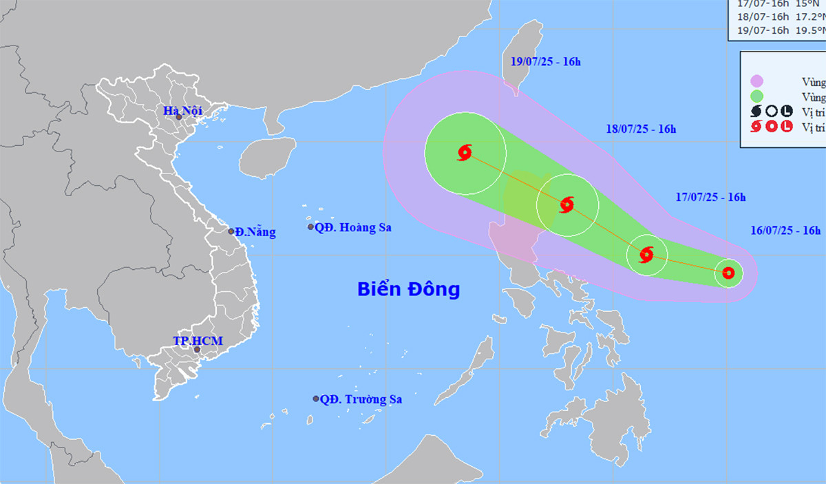 Bản đồ dự báo quỹ đạo và cường độ áp thấp nhiệt đới gần Biển Đông lúc 16h ngày 16/7. (Nguồn: NCHMF)