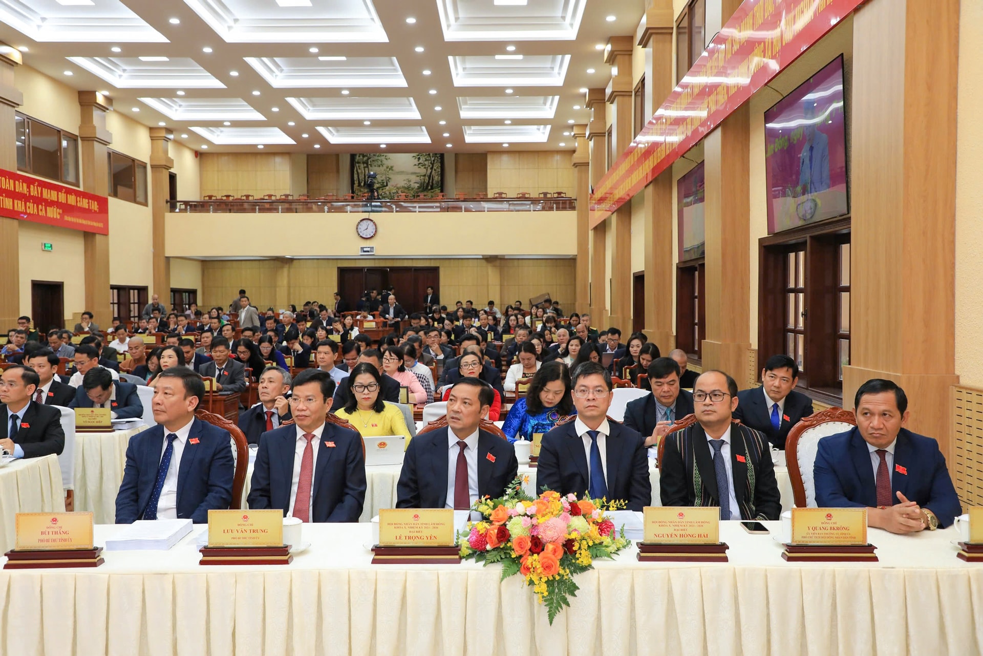 z6808953636058_d682b1acea6cd6032bea4cb090577d96.jpg