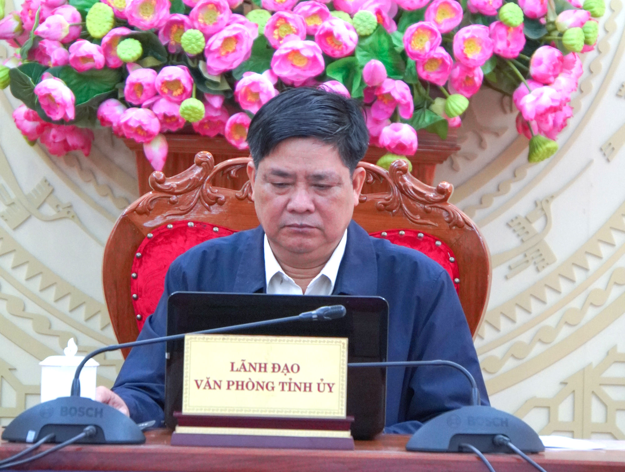 lanh-dao-van-phong-tinh-uy-tham-du-hoi-nghi-tai-hoi-truong-tinh-uy-lam-dong(4).jpg