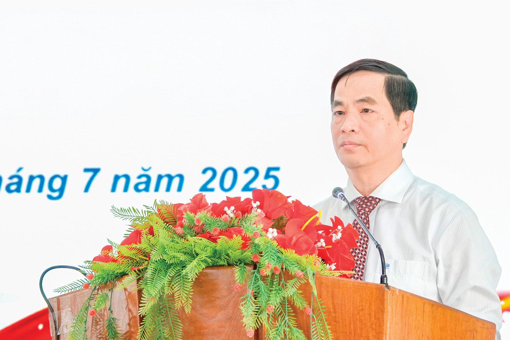 t3_lan1707.jpg
