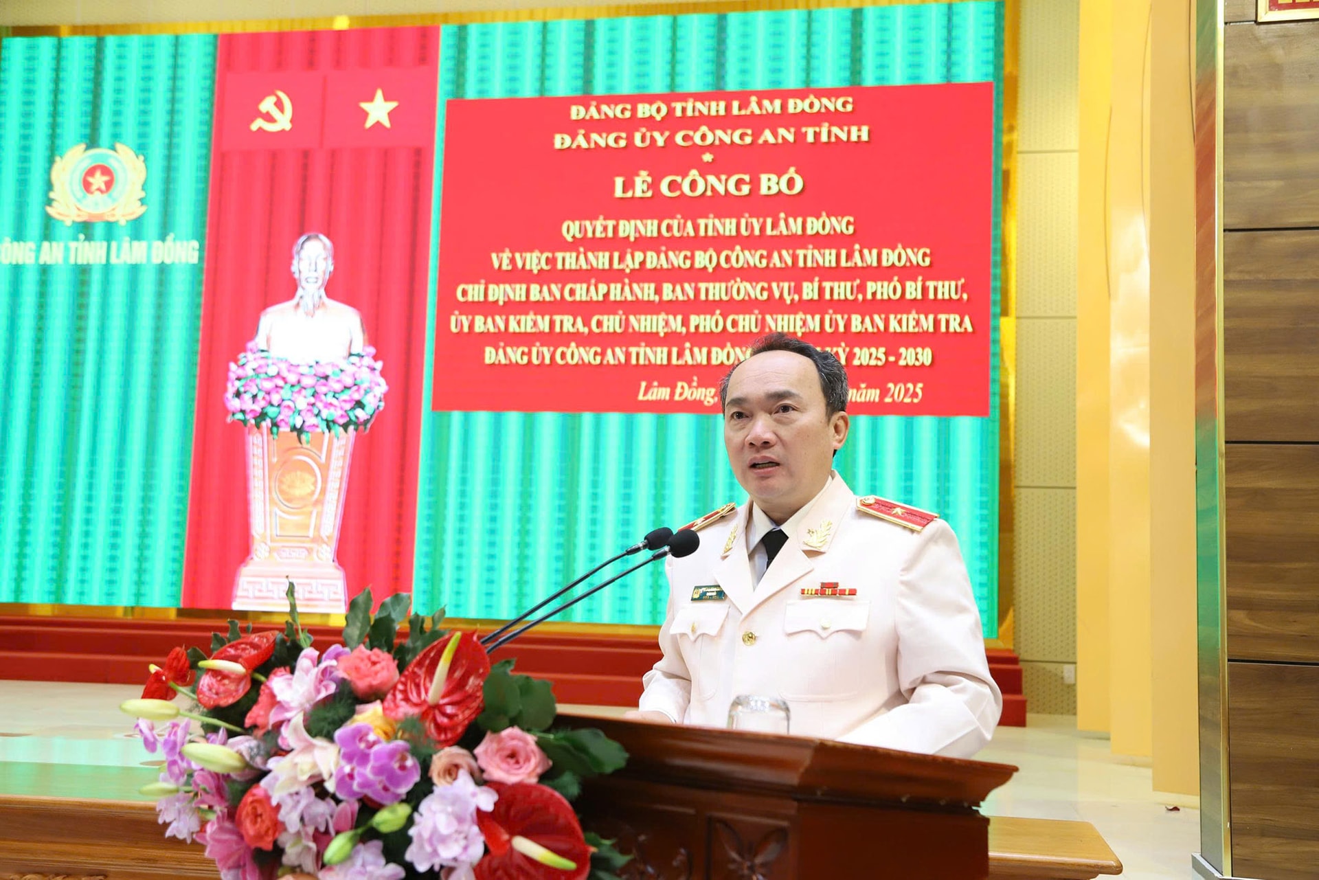 Đồng chí Thiếu tướng Trương Minh Đương – Ủy viên BTV Tỉnh ủy, Bí thư Đảng ủy Công an tỉnh phát biểu chỉ đạo