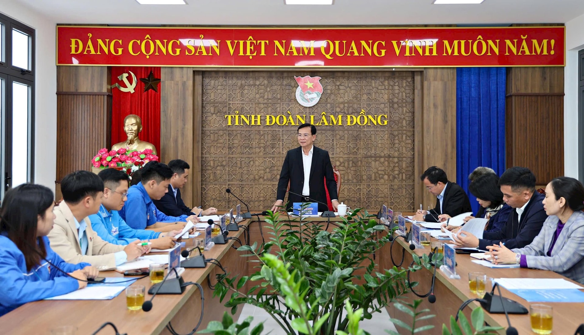 Đồng chí Hồ Văn Mười đặt kỳ vọng lớn vào tinh thần xung kích của tuổi trẻ Lâm Đồng